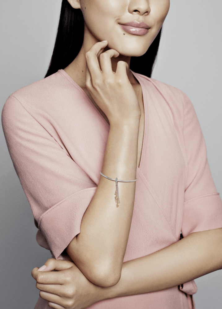 Imagem 3 do produto Charm Pendente Você É Amada