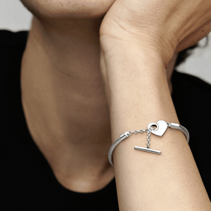 Bracelete de Prata em Trama e Fecho T Coração