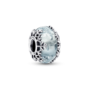 Charm Prata Redondo Floco de Neve em Vidro Murano Azul