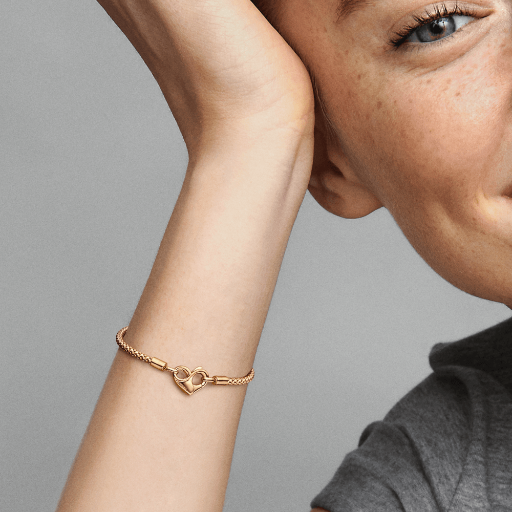 Imagem 4 do produto Bracelete de Ouro Maleável e Fecho de Coração