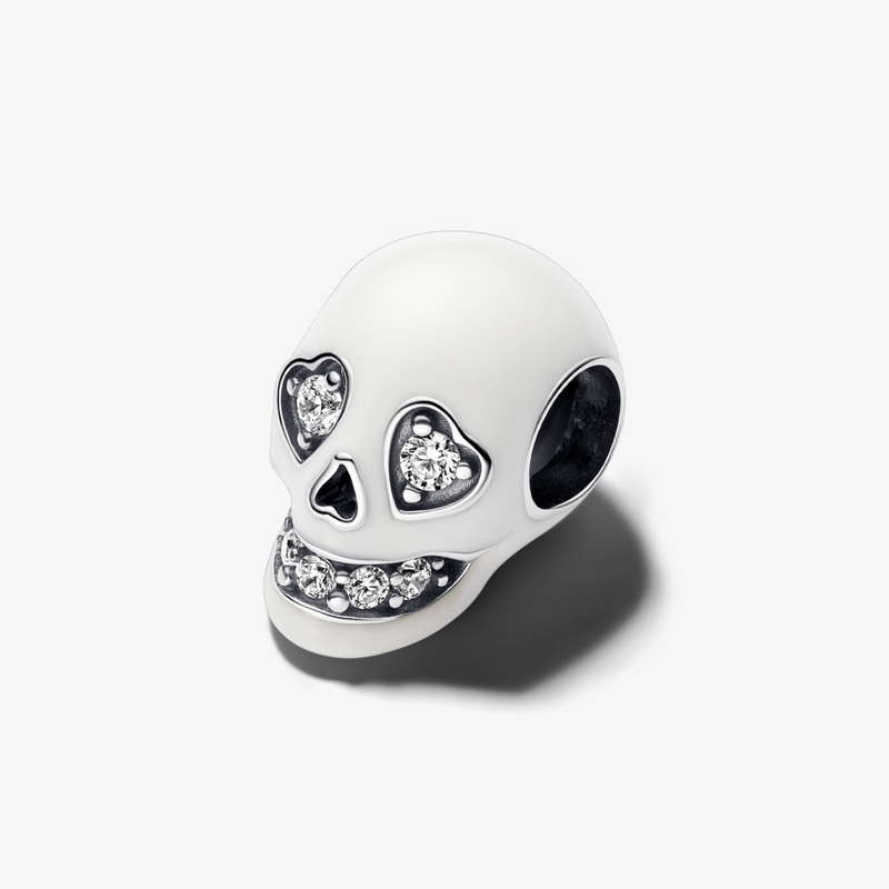 foto_charm-caveira-brilha-no-escuro-04.png