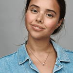 PNGTRPNT_361174C01_ABC123_MODEL_eCOM_01_RGB.png