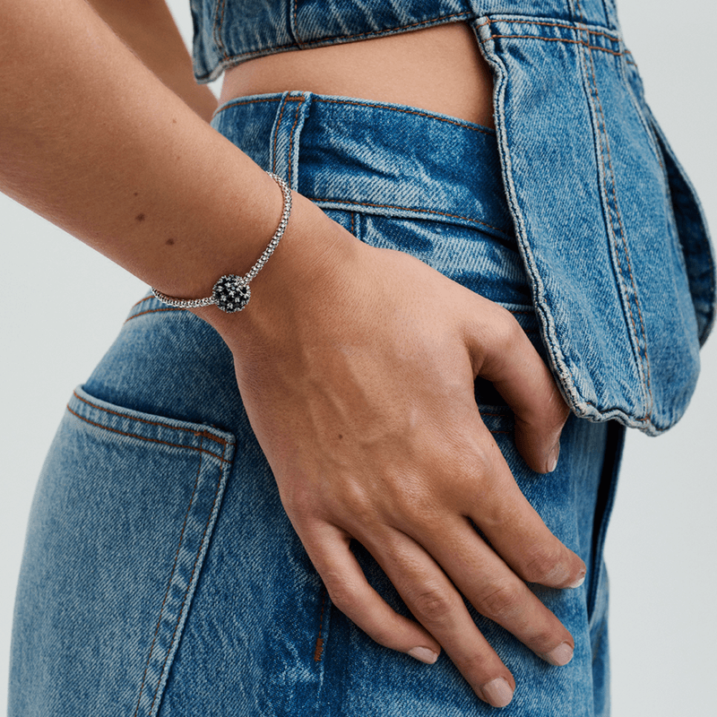PNGTRPNT_SS24_A_PDP_Model_Single_35_1x1_RGB.png