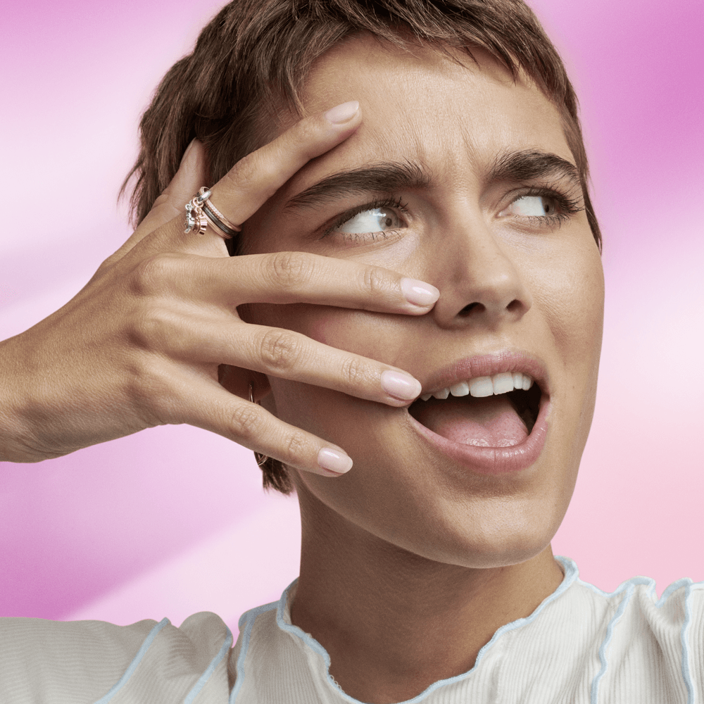 PNGTRPNT_189591C00_ABC123_MODEL_eCOM_01_RGB.png