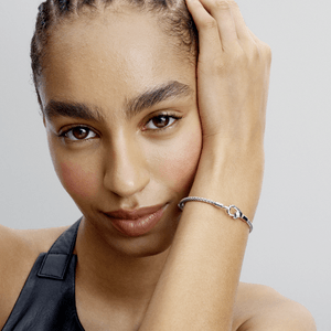 Bracelete Prata Corrente Cravejada E Fecho Mosquetao