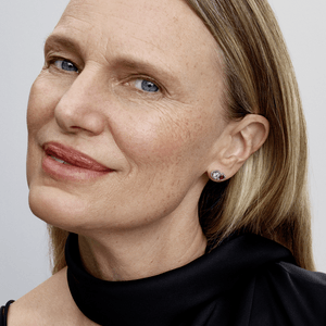 Brinco De Prata Dois Corações