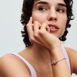 Charm Prata Flor Rosa Esmaltada Em Rosa