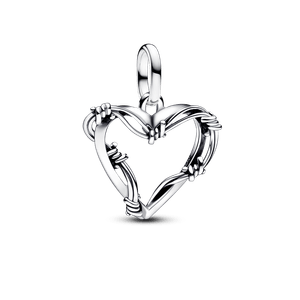 Charm Prata Medalhao Coracao De Arame Farpado